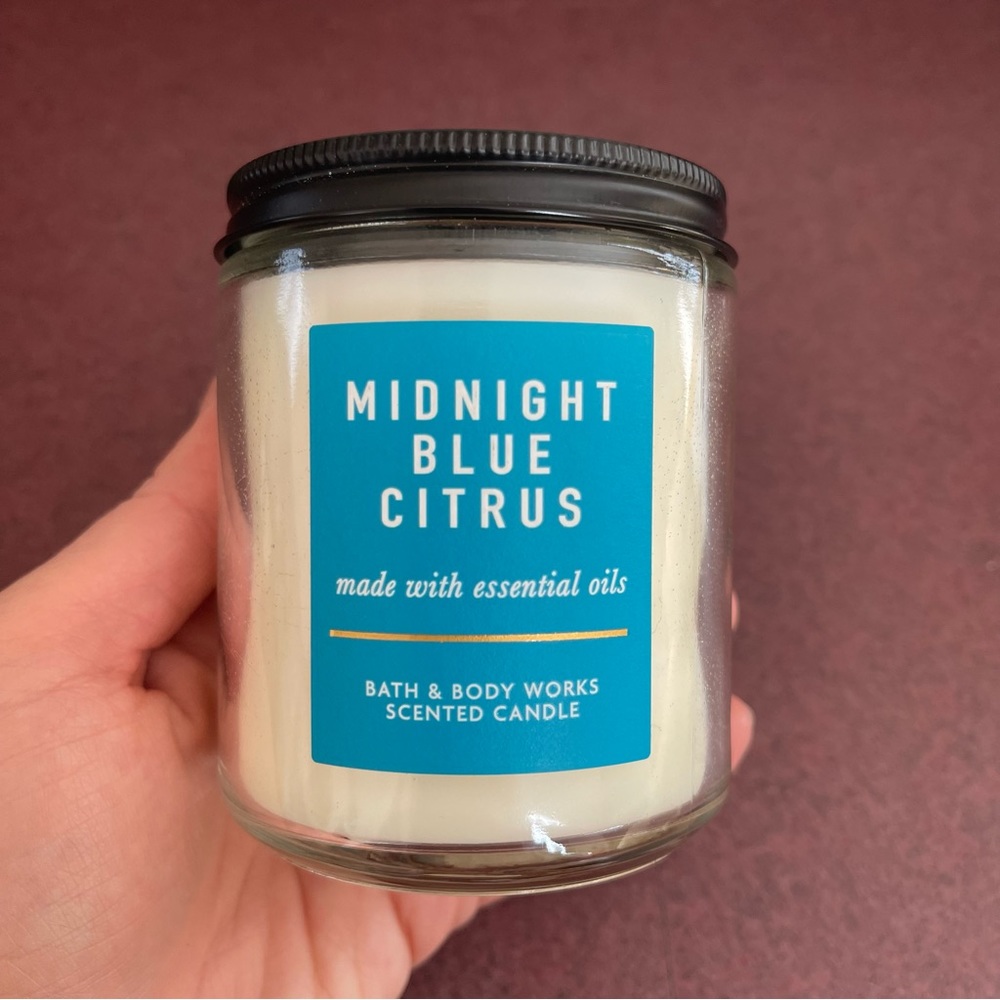 Bath & Body Works Midnight Blue Citrus 7 oz Candle